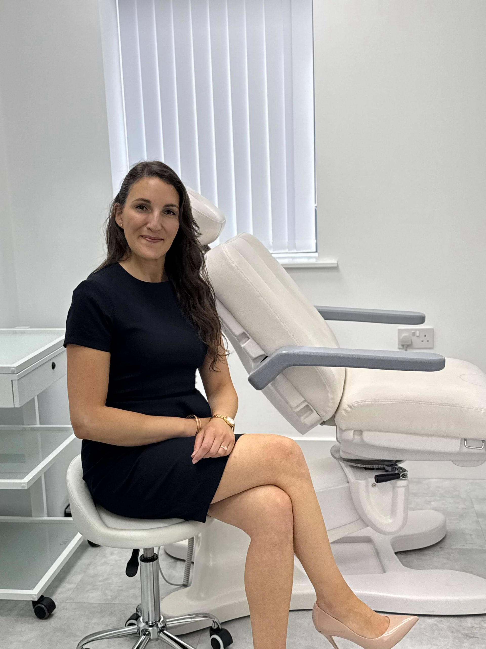 Miss Shetha Naji consulting with a patient