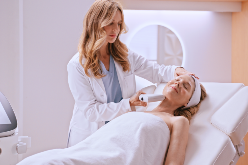 LOOSE SKIN AFTER WEIGHT LOSS: WHAT ARE YOUR OPTIONS?